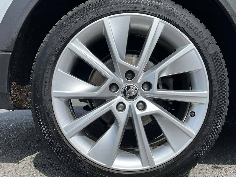 Škoda Octavia (2022) 2.0 TDI Scout 4x4 - fotka 7 z 20