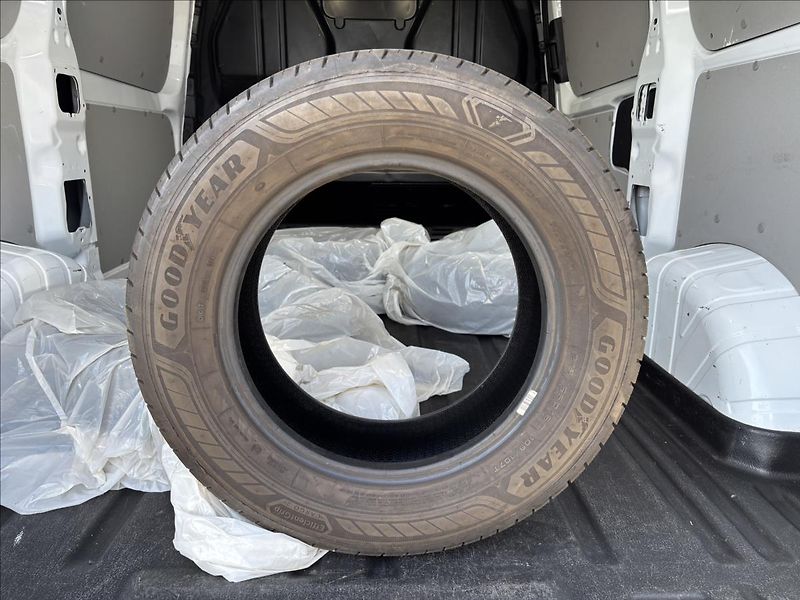 Ford Transit Custom 2,0 EcoBlue 100kW  L1 - fotka 10 z 34
