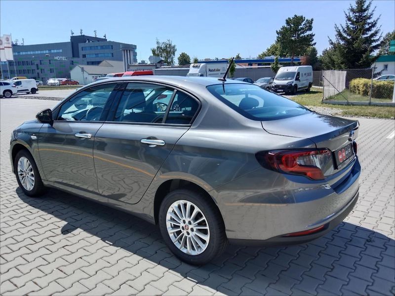 Fiat Tipo 1,0 FireFly 100K  Life - fotka 6 z 12