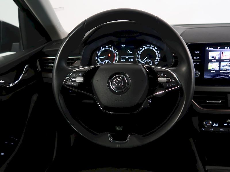 Škoda Scala (2023) STYLE 1.0TSI 81KW - fotka 16 z 38