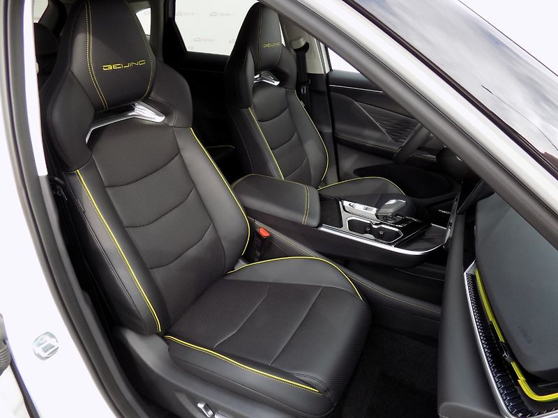 BAIC X5 (2025) 1.5T/AT/Pixel-Led/PANO/DPH/ - fotka 17 z 38