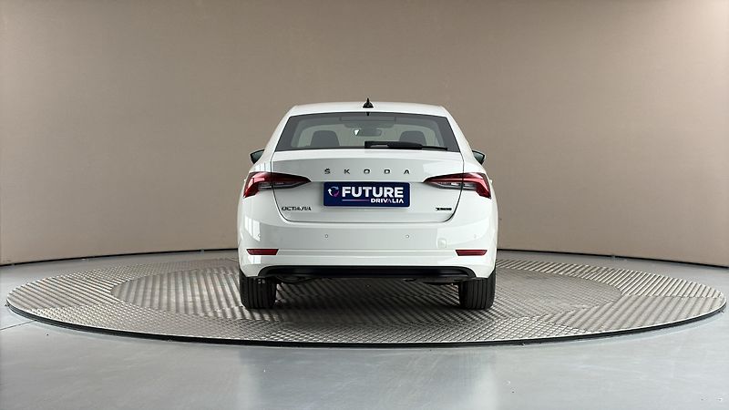 Škoda Octavia 1.5 TSI E-Tec DSG Style - fotka 5 z 27