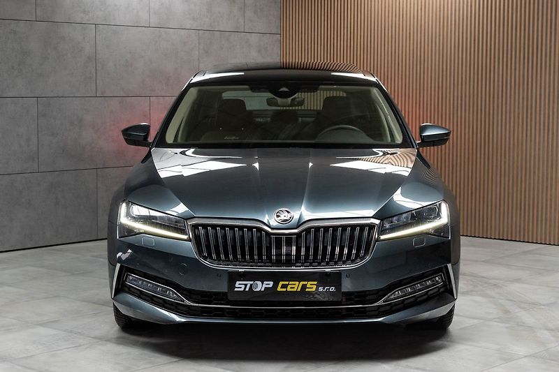 Škoda Superb 2.0 TDI L&K*2xKOLA*DSG*ACC*ČR* - fotka 2 z 42