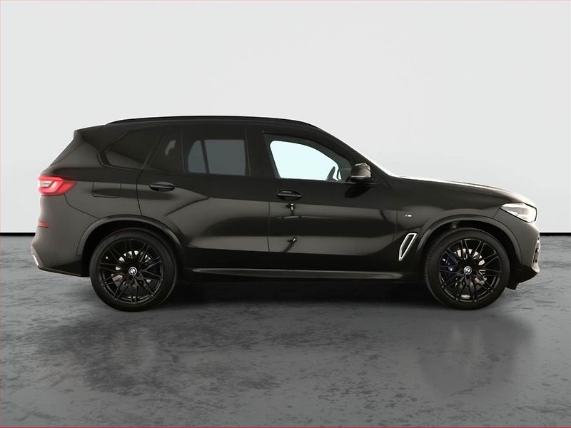 BMW X5 (2022) xDrive30d - fotka 6 z 20