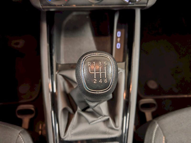Škoda Scala (2023) 1.5 TSI 110 kW Ambition - fotka 13 z 23
