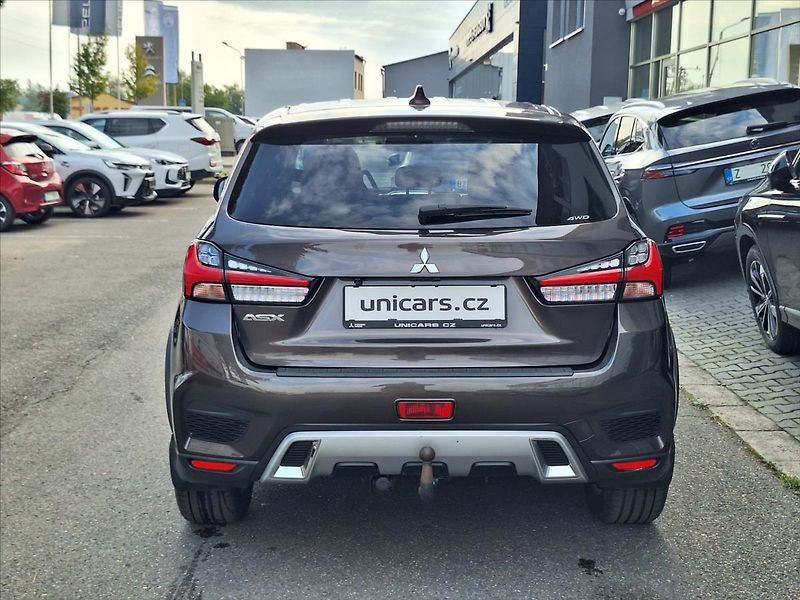 Mitsubishi ASX 2,0 MIVEC  4WD CVT Intense DPH - fotka 5 z 15