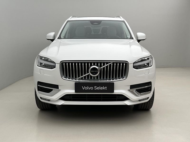 Volvo XC90 B5 AWD ULTIMATE BRIGHT 7 MÍST  - fotka 14 z 51