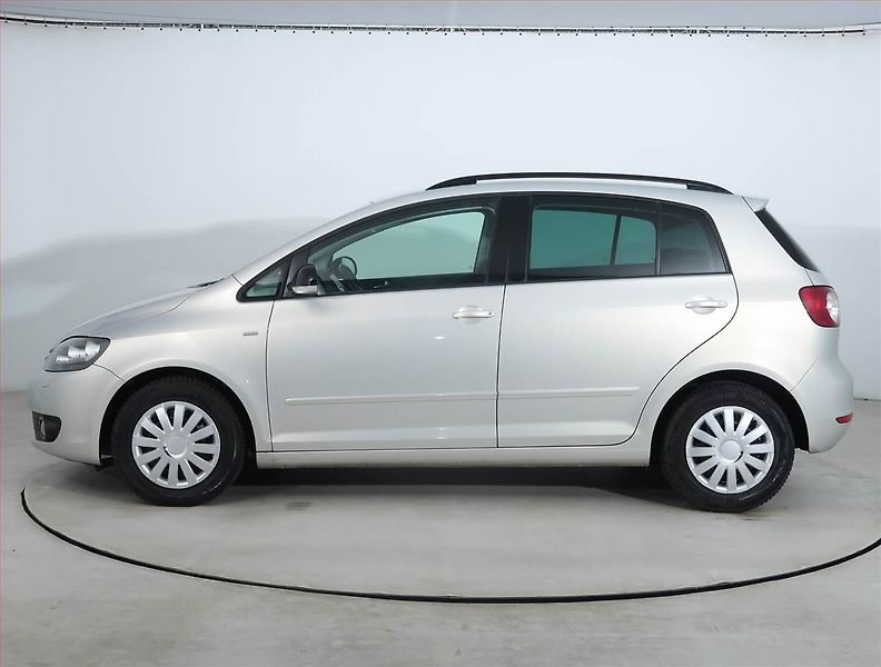 Volkswagen Golf Plus (2012) 1.6 TDI, ČR,1.maj, Tempomat - fotka 3 z 16