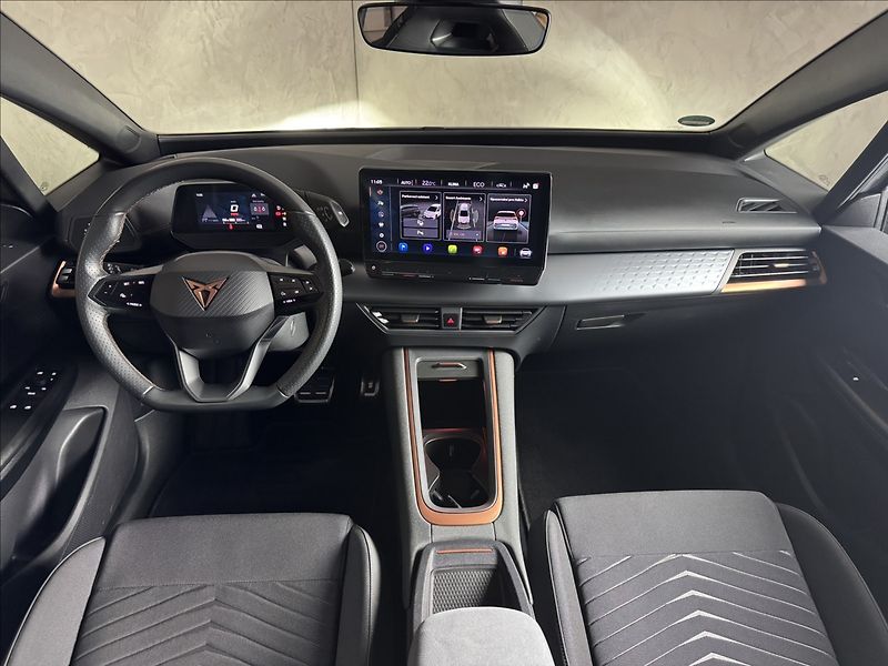Cupra Born 150kW LED Tepelko Kessy - fotka 20 z 50