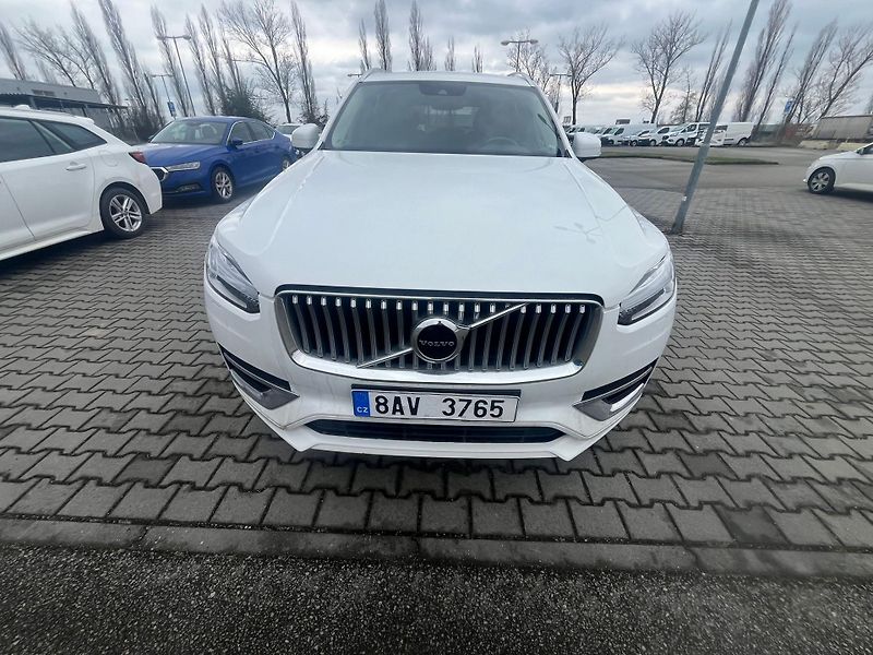 Volvo XC90 (2021) - fotka 1 z 16