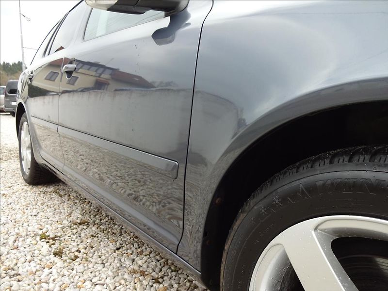 Škoda Octavia 1.8 TSI SPORT   GO MOTORU - fotka 10 z 57