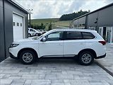 Mitsubishi Outlander 2,0 150PS  Intense A/T 4x4 - náhled 11