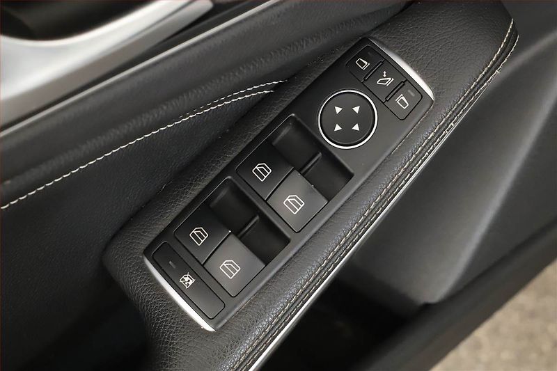 Mercedes-Benz GLA (2019) 180, Kůže, Navi, Tempomat - fotka 13 z 13
