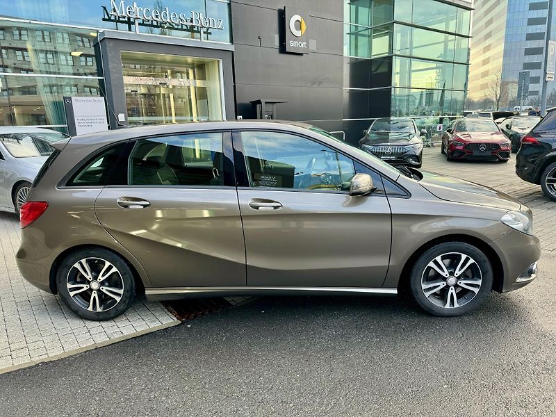 Mercedes-Benz Třídy B (2014) 220CDI 125kW AUT. SPORTPAKET! - fotka 4 z 19