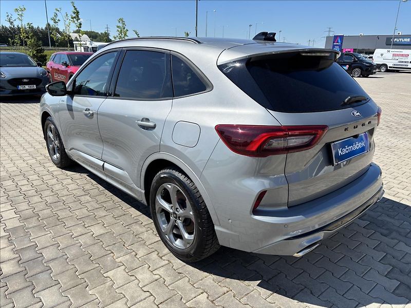 Ford Kuga 1,5 EcoBoost  111kW ST-Line X - fotka 3 z 49