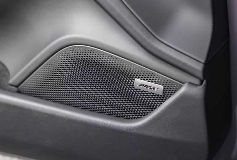 Porsche Taycan Sport Turismo ACC 360 BOSE Mat - fotka 9 z 20