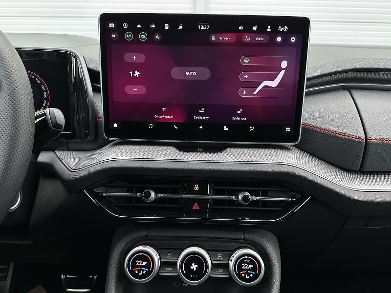 Škoda Kodiaq RS 2.0TSi DSG 4x4 265PS Matrix - fotka 26 z 54