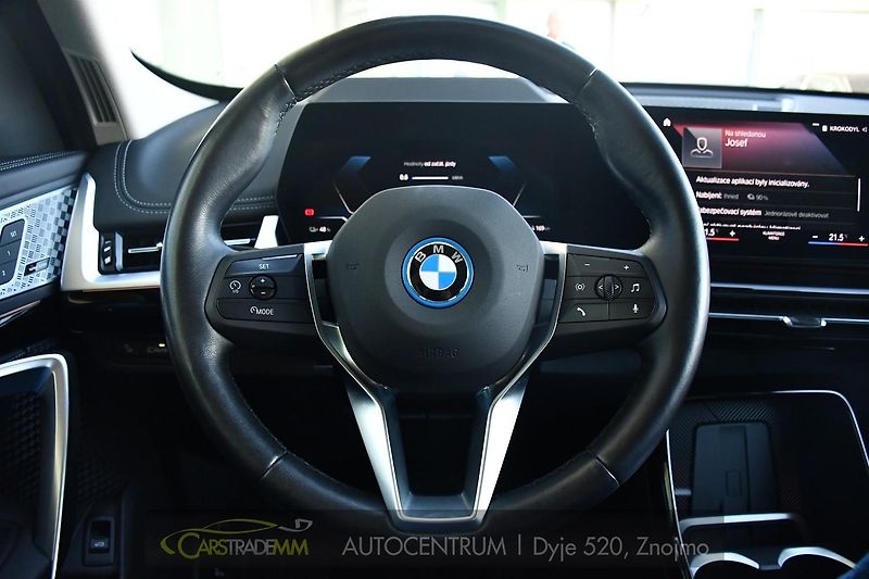 BMW iX1 xDrive30 X-LINE H/K HUD TAŽNÉ - fotka 28 z 54