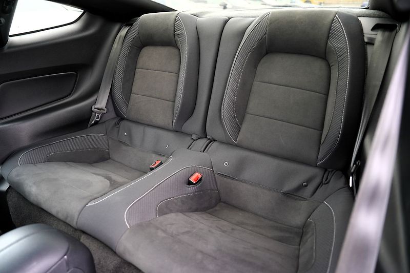 Ford Mustang (2018) Shelby GT350 5.2 Recaro,533 PS - fotka 31 z 40