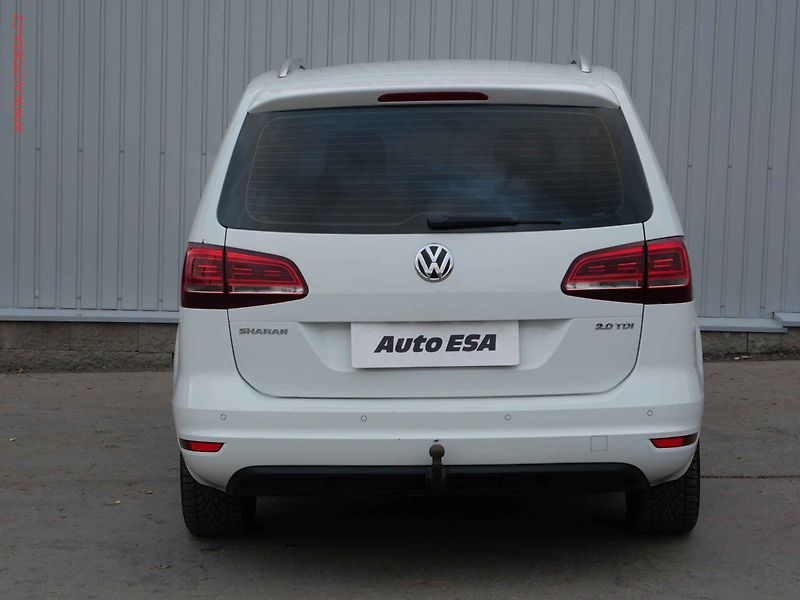 Volkswagen Sharan (2015) 2.0TDi, ČR, Highline, DSG - fotka 5 z 25