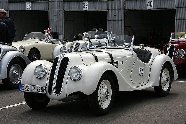 BMW 328 vyfocené v červnu roku 2007., zdroj: Wikimedia Commons, Lothar Spurzem, CC BY-SA 2.0