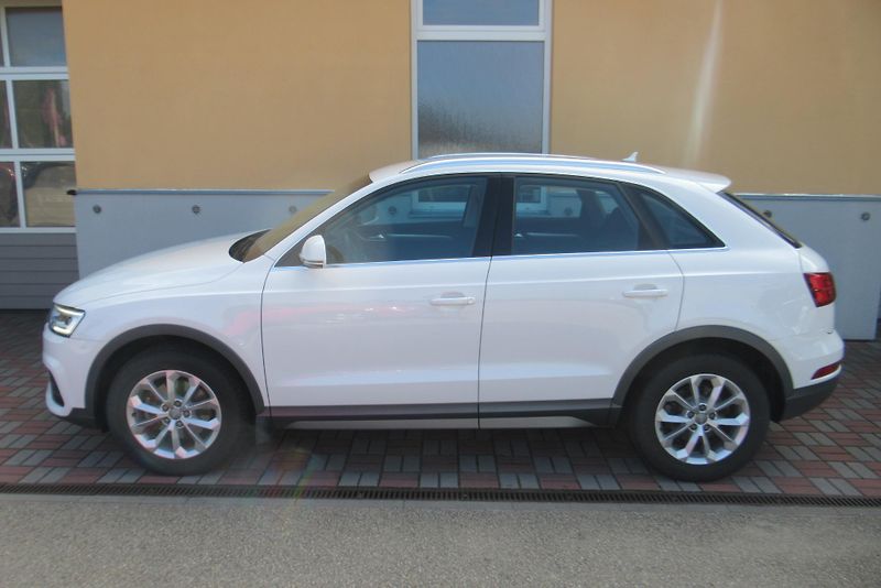 Audi Q3 2.0 TDI QUATTRO NAVI TAŽNÉ - fotka 6 z 33