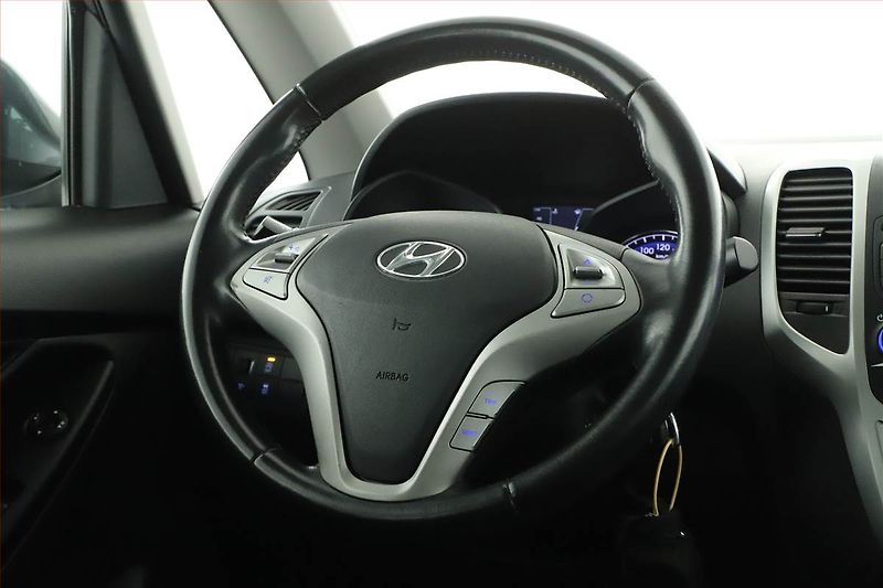 Hyundai ix20 (2018) 1.4 CVVT, Serv.kniha - fotka 11 z 14