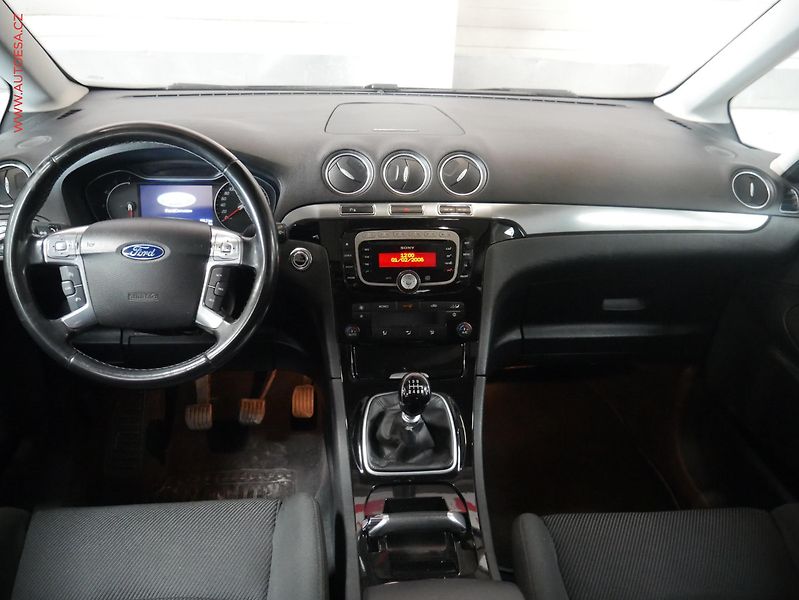 Ford Galaxy (2011) 2.2 TDCi, ČR, Ghia, panor - fotka 8 z 20