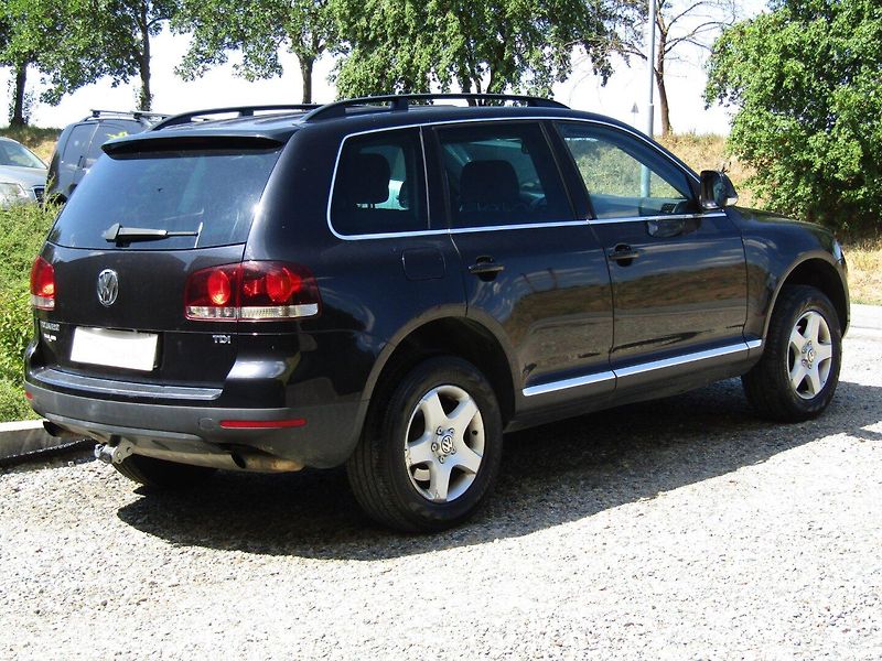 Volkswagen Touareg (2007) 2.5 TDI 128kW - fotka 11 z 33