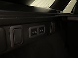 Land Rover Range Rover Velar D300 SE R-DYNAMIC AWD RZERVACE - náhled 31