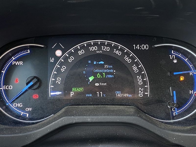 Toyota RAV4 2.5HSD, ČR, Black Edition, 4x4 - fotka 11 z 19
