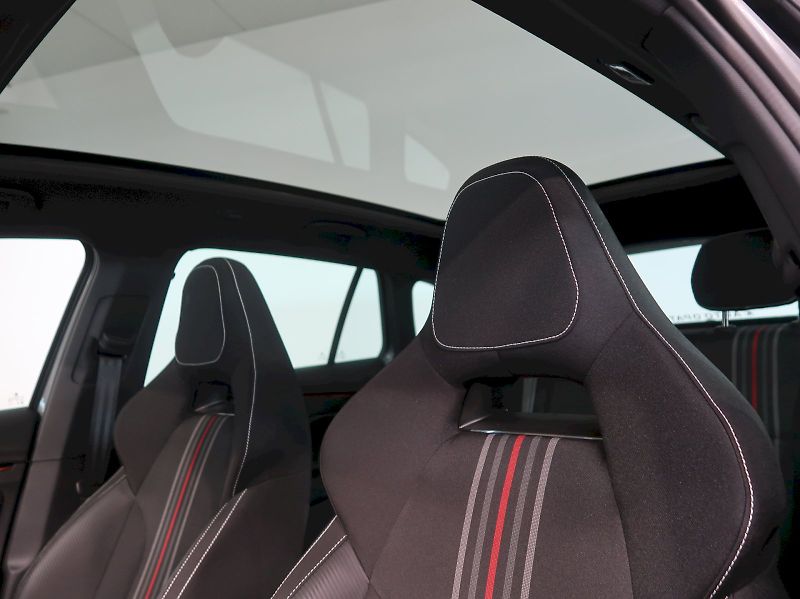 Škoda Scala (2025) MONTE CARLO 1.0TSI 85KW DSG - fotka 15 z 38