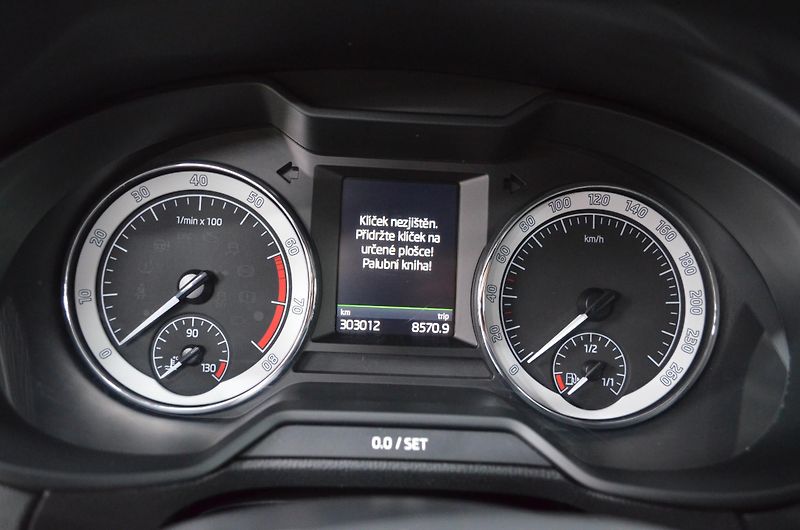 Škoda Octavia (2017) III.Style 1,8, DPH, DSG,180Ps - fotka 17 z 24
