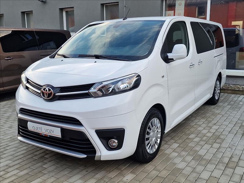 Toyota ProAce Verso 2.0 D-4d 110kW L2 Shuttle, ČR - fotka 5 z 50