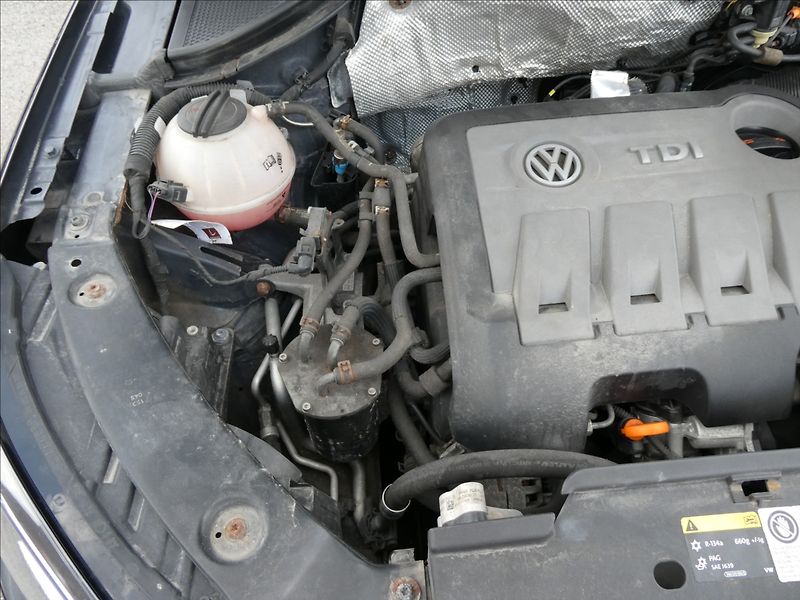 Volkswagen Tiguan 2,0 TDi 130kW Sport 4x4,TZ,nav - fotka 34 z 50