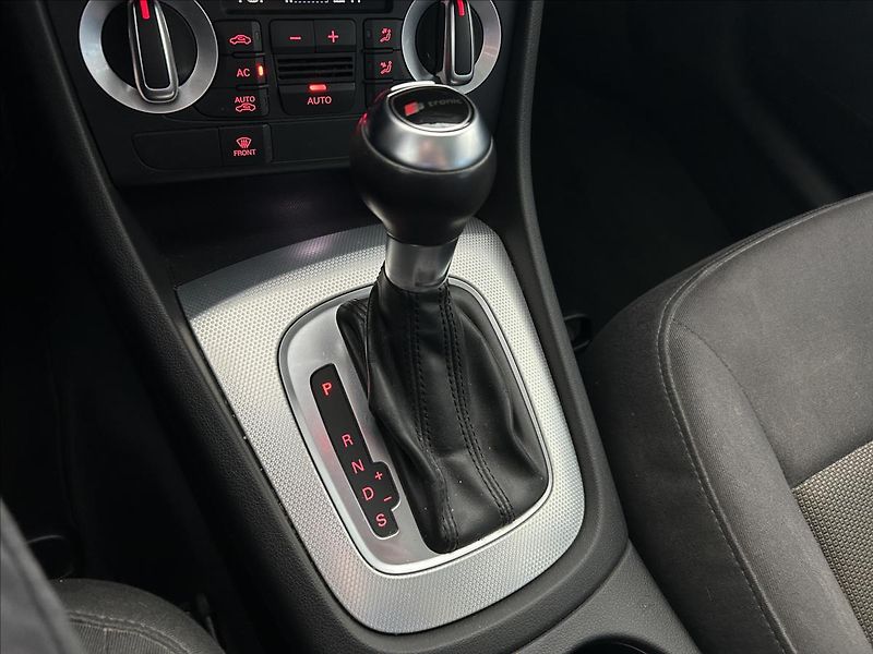 Audi Q3 2,0   TDI 130kW,AUTOMAT,QUATTR - fotka 20 z 26