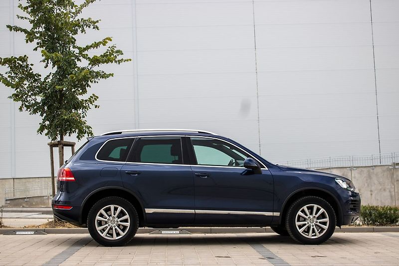 Volkswagen Touareg - fotka 4 z 17