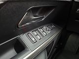 Peugeot 3008 ALLURE HYBRID 145k e-DCS6 - náhled 29
