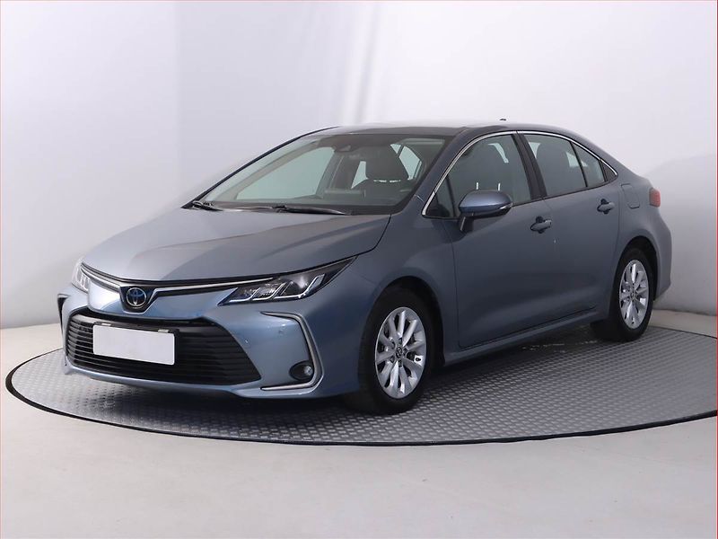 Toyota Corolla (2022) 1.5 VVT-i, Serv.kniha - fotka 2 z 19