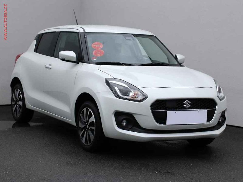 Suzuki Swift (2022) 1.2i HYBRID, Navi, kamera - fotka 1 z 3