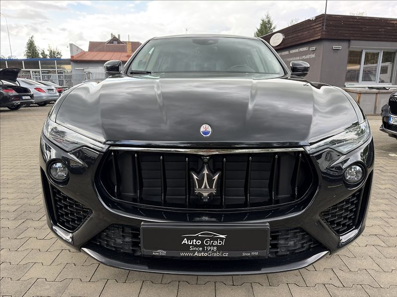 Maserati Levante 3.0V6 SQ4 - fotka 2 z 35