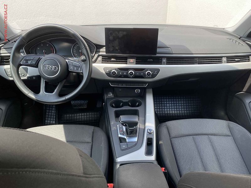 Audi A4 (2022) 2.0 TDi, AT, LED, +ALU - fotka 8 z 19