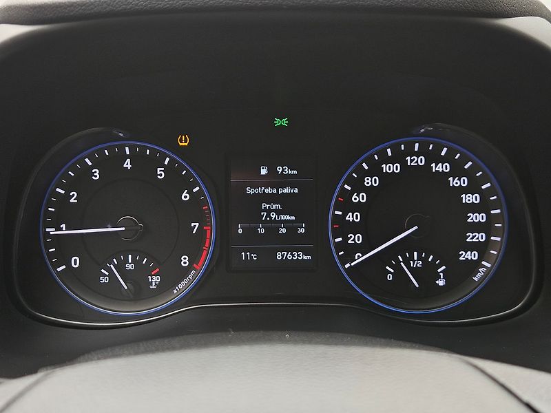 Hyundai Kona 1,0 T-GDi, Mystic+Guard, 1.maj - fotka 21 z 35