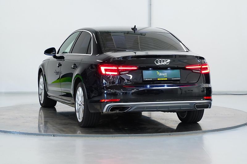 Audi A4 - fotka 7 z 26