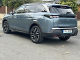 Peugeot 5008 (2025) ALLURE hybrid eDCS6 7míst 1maj - náhled 22