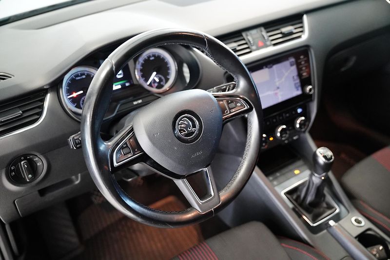 Škoda Octavia - fotka 5 z 6