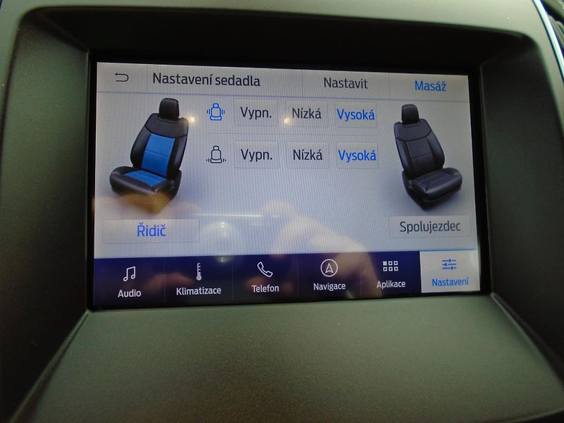 Ford Galaxy 2,0EcoBlue 140kW AWD Vignale  - fotka 31 z 50