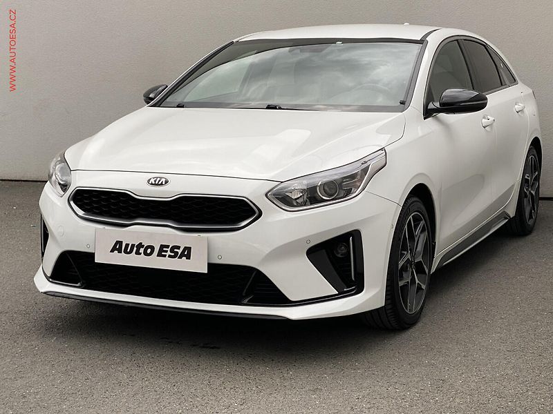 Kia ProCeed (2021) 1.5 T-GDi, GT Line, navi, TZ - fotka 3 z 18