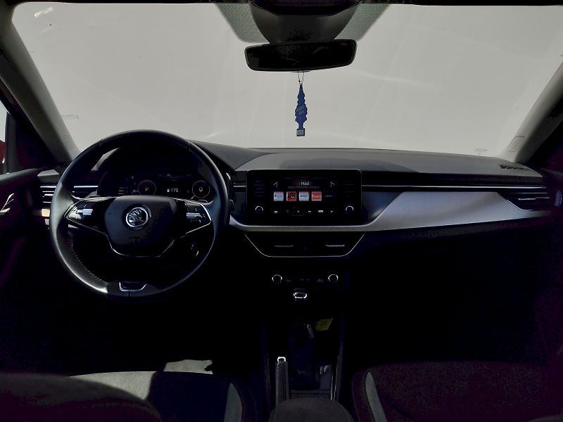 Škoda Scala (2020) Style Emotion 1,5 Tsi 110 Kw D - fotka 5 z 36
