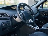 Renault Grand Scénic 1.6dCi MANUÁL KAMERA SERVISKA - náhled 27